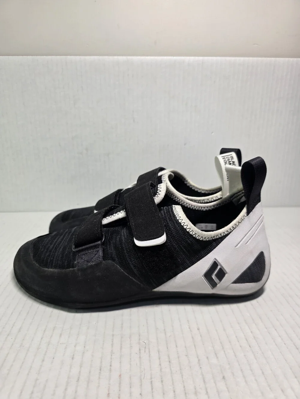 BLACK DIAMOND Momentum Rock Climbing Bouldering Shoes US M 8.5 W 9.5
